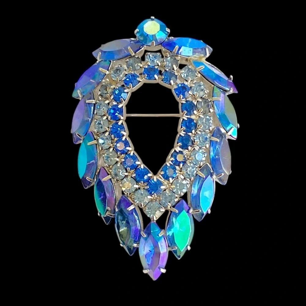Aurora Borealis Blue Rhinestone Brooch Sarah Coventry Juliana D & E‎ Vintage Pin